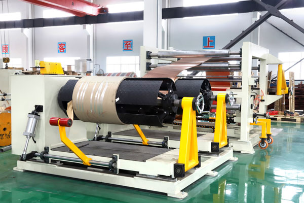 Công đoạn quấn dây máy biến áp